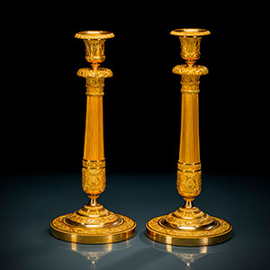 dekorativ-einrichtungsgegenstaende-empire-leuchter-vergoldet