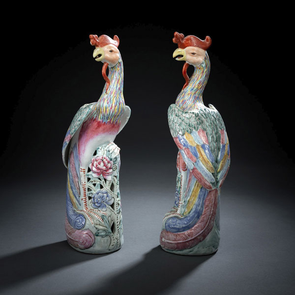 <b>A PAIR OF POLYCHROME PAINTED PORCELAIN PHIOENIXES BY JIN YUNYAN (1904-1986)</b>