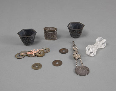 <b>A GROUP OF WORKS OF ART, E.G. A ROCK CRYSTAL VAJRA, TWO SILVER CUPS, COINS</b>