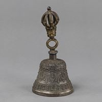 <b>AN 'OM AH HUM SO HA'-INSCRIBED RITUAL BRONZE BELL 'GHANTA'</b>