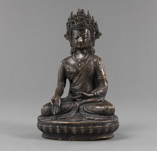 <b>Bronze des gekrönten Buddha in Bhumisparsha-Mudra</b>
