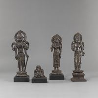 <b>Low-alloy silver group of Vishnu, Lakshmi, and Garuda, with a low-alloy silver figure of Avalokiteshvara</b>