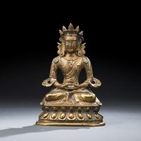 <b>A PARCEL-GILT BRONZE FIGURE OF AMITAYUS</b>