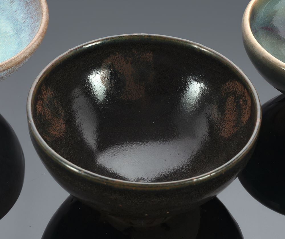 <b>A BROWN-GLAZED RUSSET SPLASHED HENAN BOWL</b>