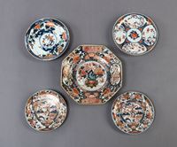 <b>FIVE IMARI PLATES</b>