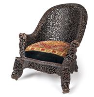 <b>A FINE CARVED WOOD CHAIR</b>