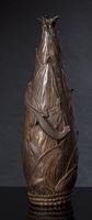 <b>A BRONZE VASE IN SHAPE OF A BAMBOO SHOOT WITH A LIZARD</b>