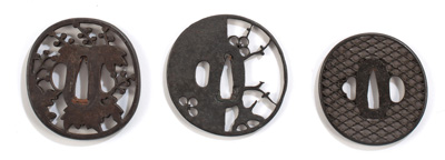 <b>FOUR IRON TSUBA</b>