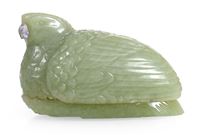 <b>A QUAIL-SHAPED JADE BOX AND COVER</b>