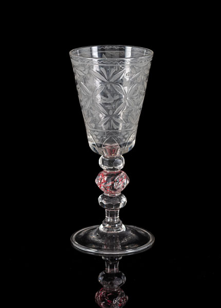 <b>A BAROQUE FLORAL AND BIRD PATTERN GLASS CUP</b>