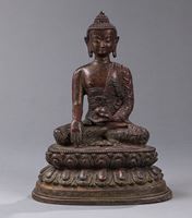 <b>A BRONZE FIGURE OF BUDDHA SHAKYAMUNI</b>