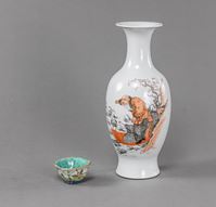 <b>A VASE WITH GRISAILLE AND ORANGE-RED DECORATION, A BOWL</b>