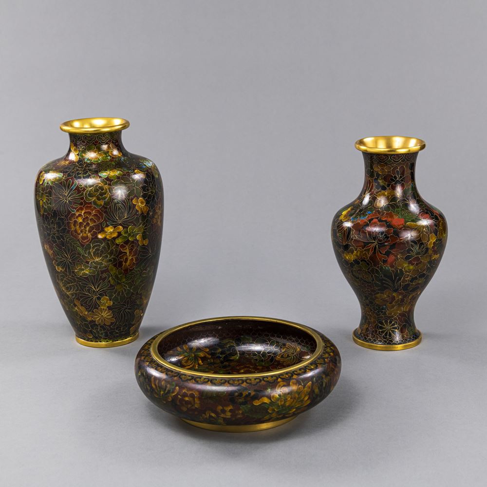 <b>TWO CLOISONNÉ FLORAL VASES AND A BRUSHWASHER</b>