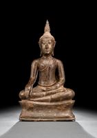 <b>A BRONZE FIGURE OF BUDDHA SHAKYAMUNI</b>