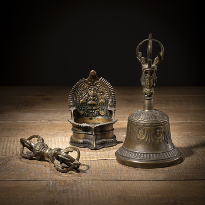 <b>A VAJRA WITH GHANTA AND AN OIL LAMP</b>