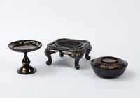 <b>A LACQUER-DECORATED HIBACHI, A TAZZA, AND A LARGE COVERED BOWL</b>