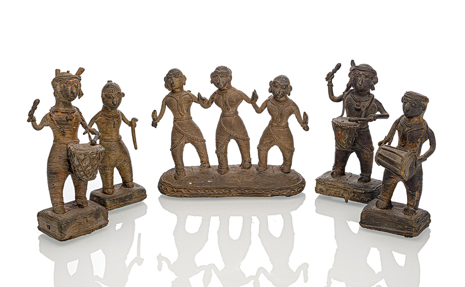 <b>Fünf Bronzen mit Darstellungen von Musikanten</b>