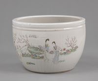 <b>A FAMILLE ROSE 'LADIES IN THE GARDEN' PORCELAIN CACHEPOT</b>