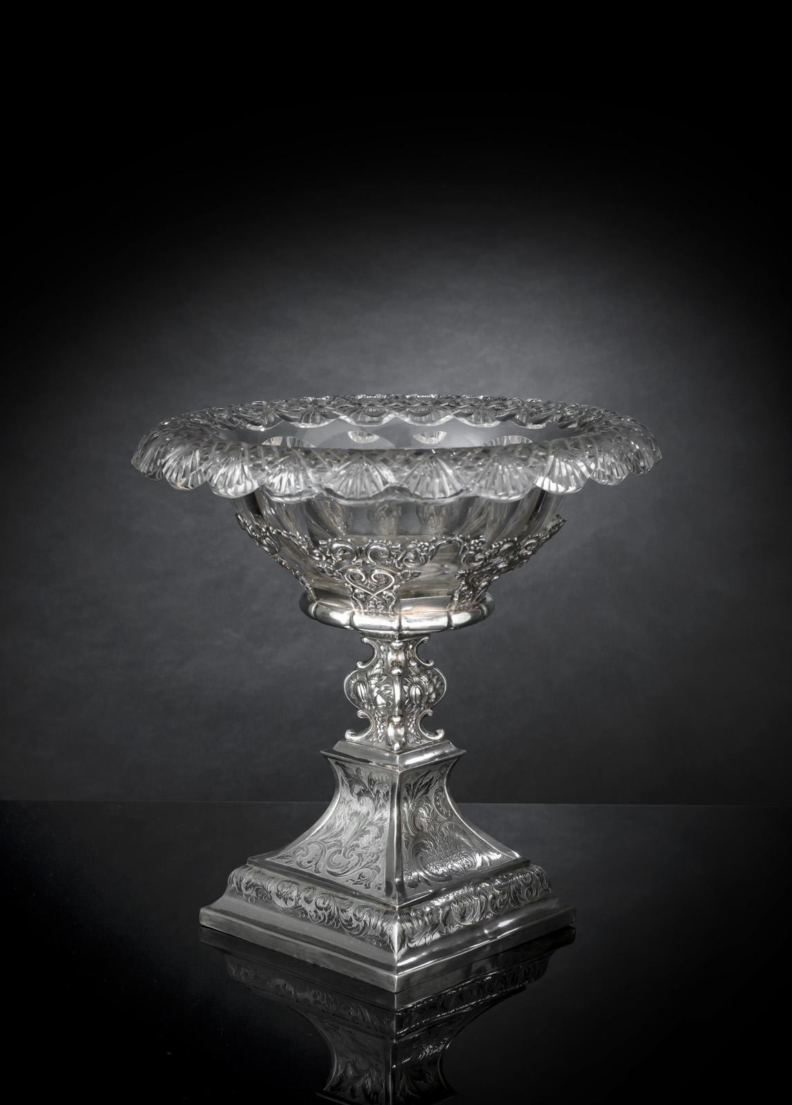 <b>A SILVER FOOTED FLORAL TOOLED CUT GLASS BOWL</b>