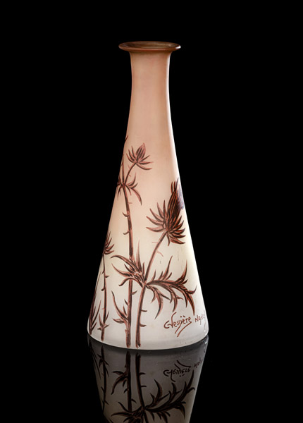 <b>Vase mit Diesteldekor</b>