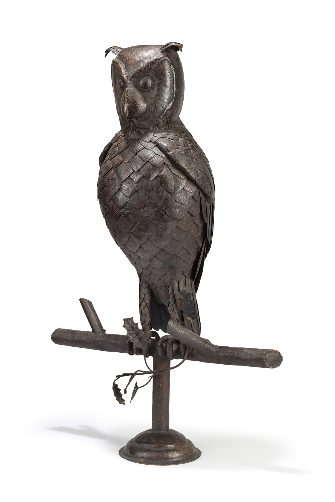 <b>A LARGE BRONZE OWL</b>