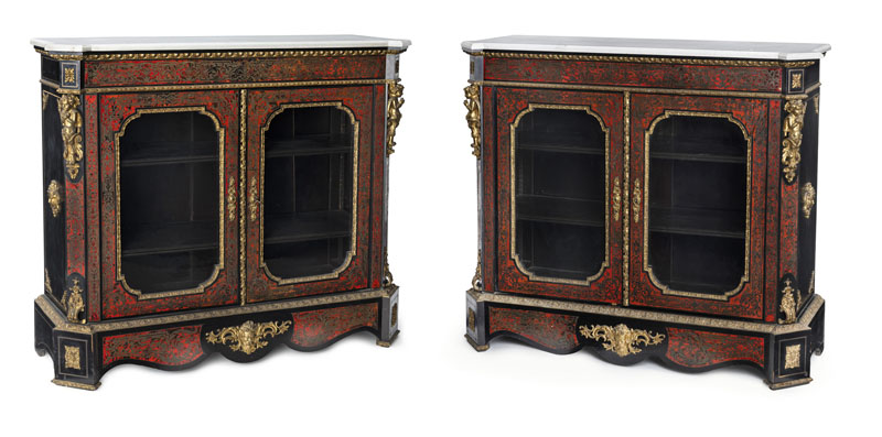 <b>A PAIR OF LOUIS XV STYLE BOULLE MARQUETRY DISPLAY CABINETS</b>