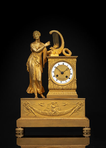 <b>A FRENCH ORMOLU PENDULE WITH THE MUSE EUTERPE</b>