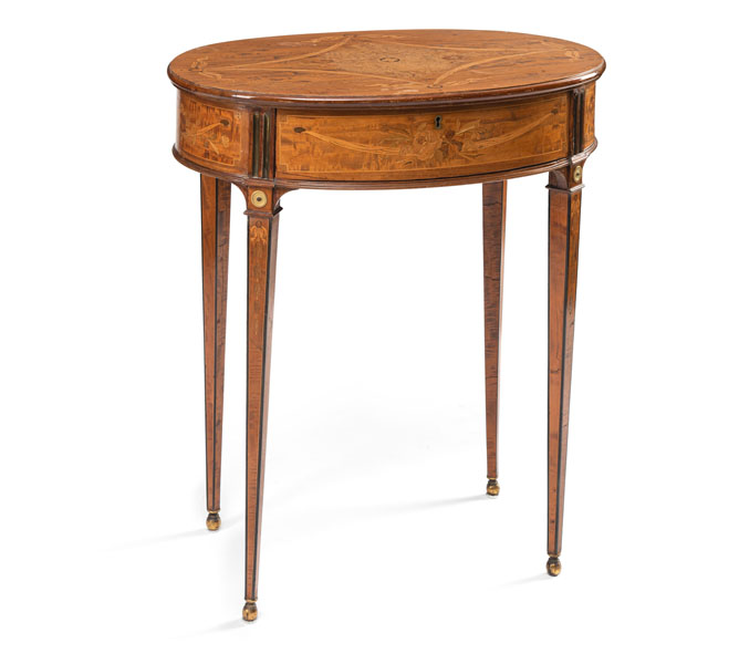 <b>A FRENCH MAHOGANY AND FRUITWOOD MARQUETRY OCCASIONAL TABLE</b>
