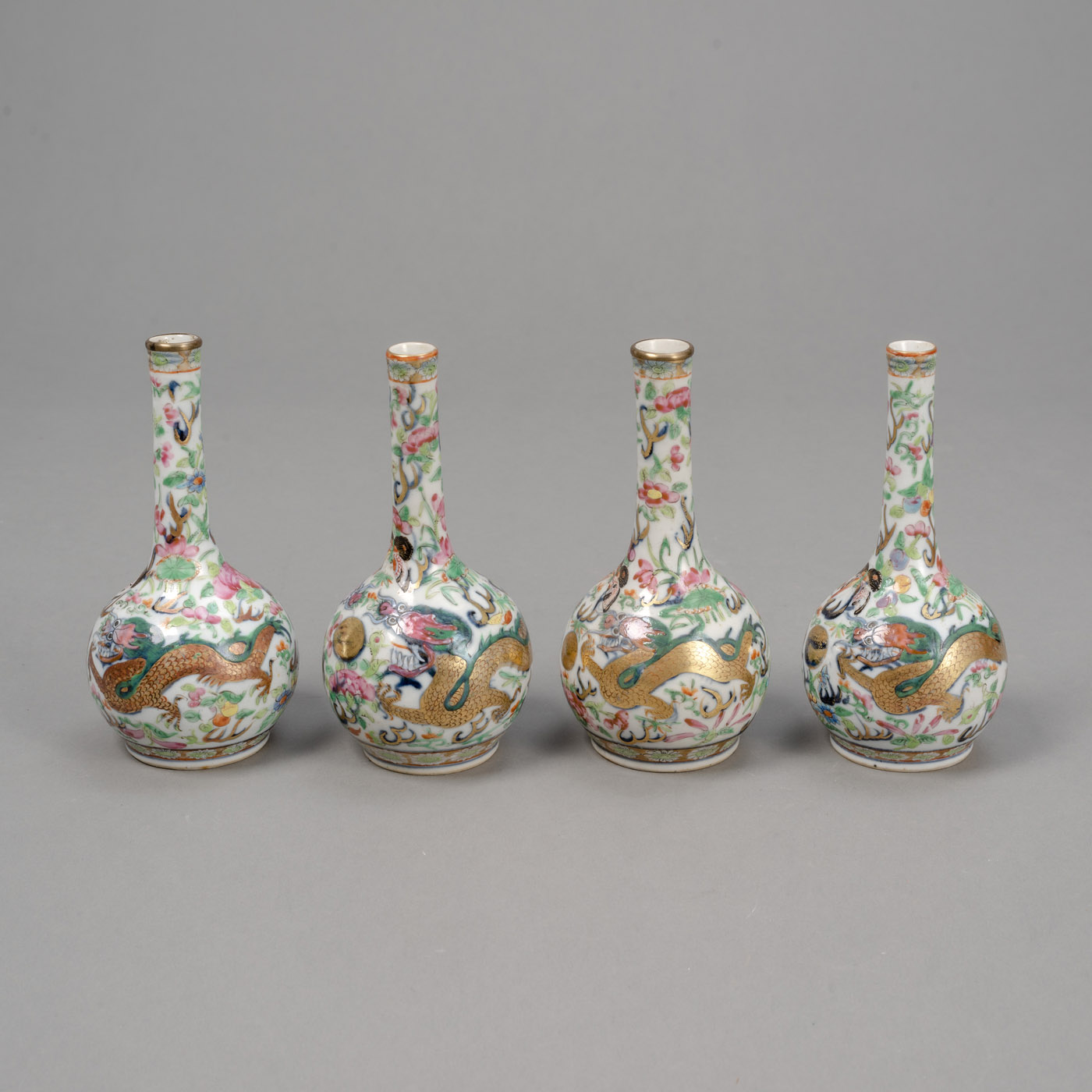 <b>FOUR SMALL 'FAMILLE ROSE' DRAGON PORCELAIN VASES</b>