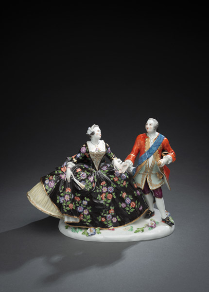 <b>A MEISSEN GROUP OF A CHEALIER AND A LADY</b>