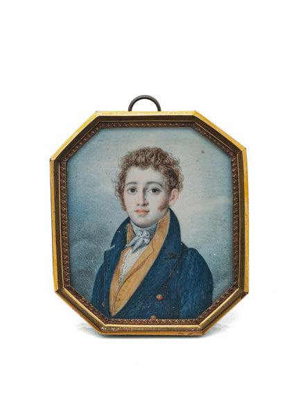 <b>A MINIATURE PORTRAIT OF A GENTLEMAN IN A BLUE COAT AND YELLOW VEST</b>