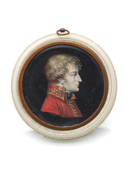 <b>A POTRAIT MINIATURE OF A YOUNG OFFICER</b>