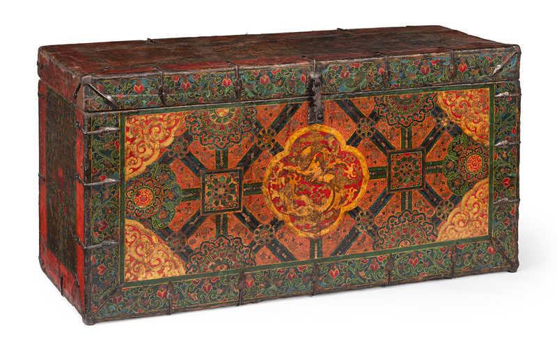 <b>A POLYCHROME WOOD STORAGE TRUNK</b>