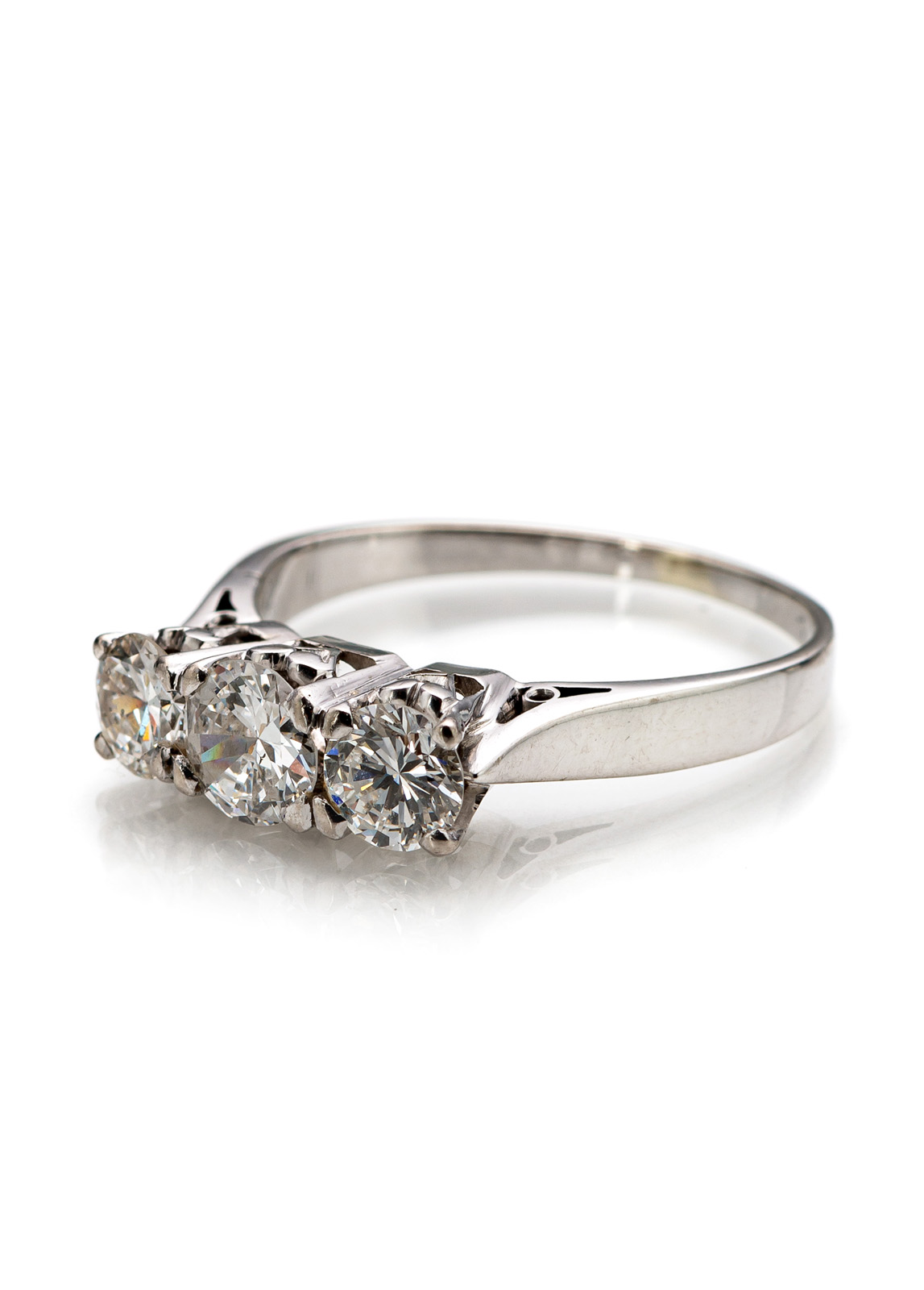 <b>A DIAMOND RING</b>