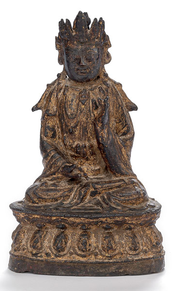 <b>A BRONZE FIGURE OF SEATED GUANYIN ON A LOTUS WITH REMNANTS OF PAINT AND GILDING</b>