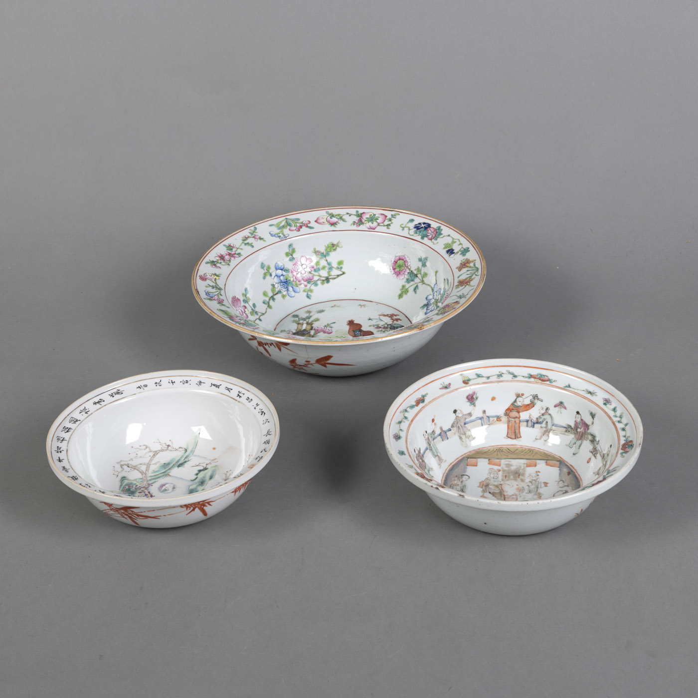 <b>THREE PORCELAIN 'FAMILLE ROSE' WATER BASINS</b>