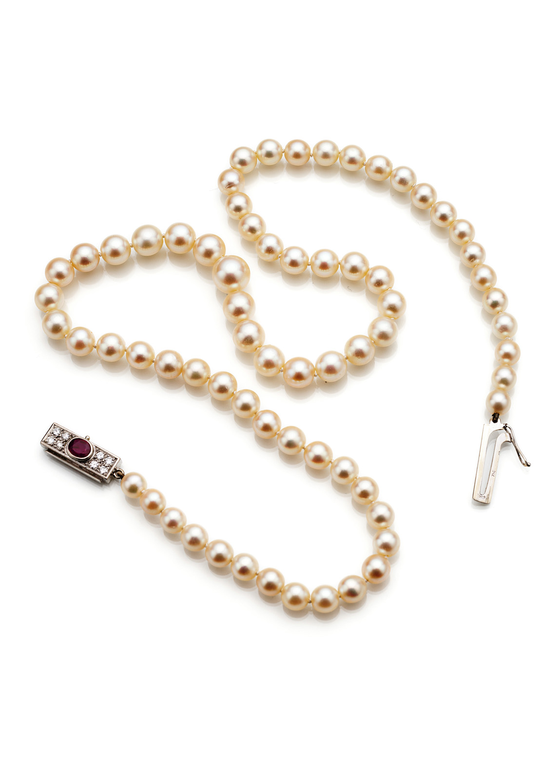 <b>Perlenkette mi Rubin-Diamant-Schließe</b>