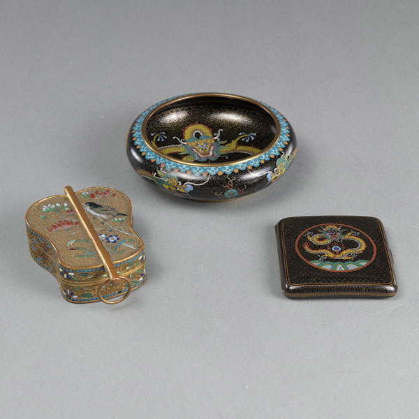 <b>A CLOISONNÉ DRAGON BRUSH WASHER, A SMALL CASE AND A LEAF FAN-SHAPED BOX WITH COVER DECORATED WITH FILIGREE, PARTLY ENAMELLED</b>