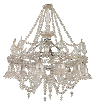 <b>A LARGE 13 LIGHT MURANO GLASS CANDELABRA</b>