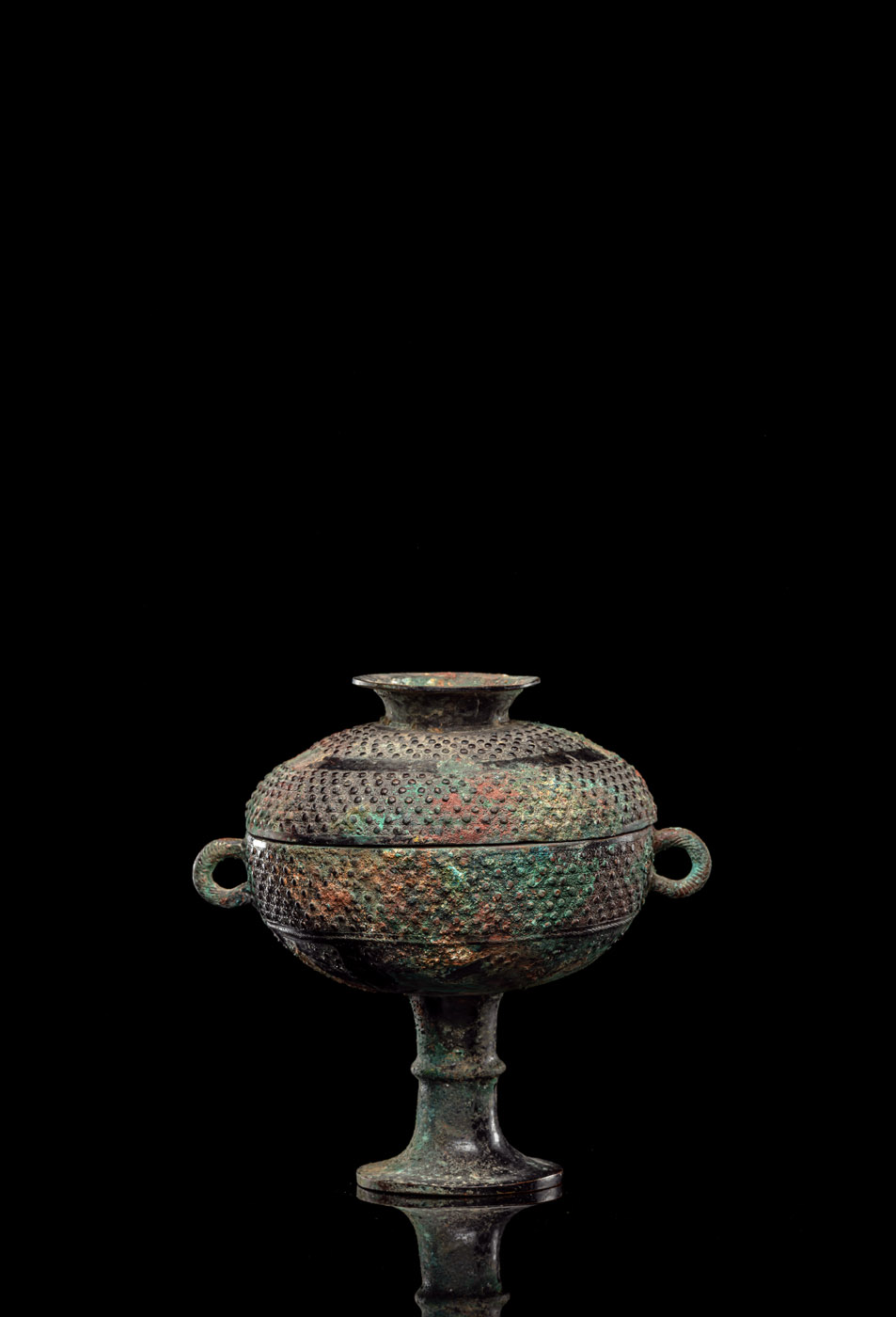 <b>A BRONZE RITUAL VESSEL 'DOU'</b>