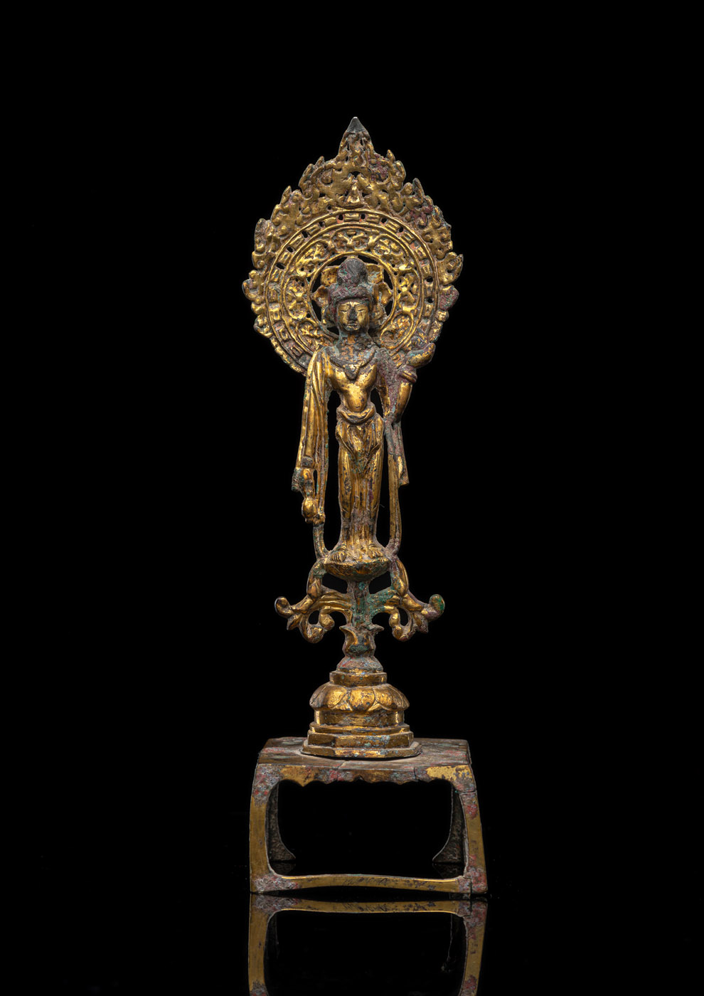 <b>Feuervergoldete Bronze des Avalokiteshvara auf einem Lotus</b>