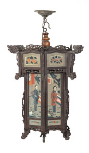 <b>A WOODEN LANTERN WITH FIGURAL PAINTINGS BEHIND GLASS</b>