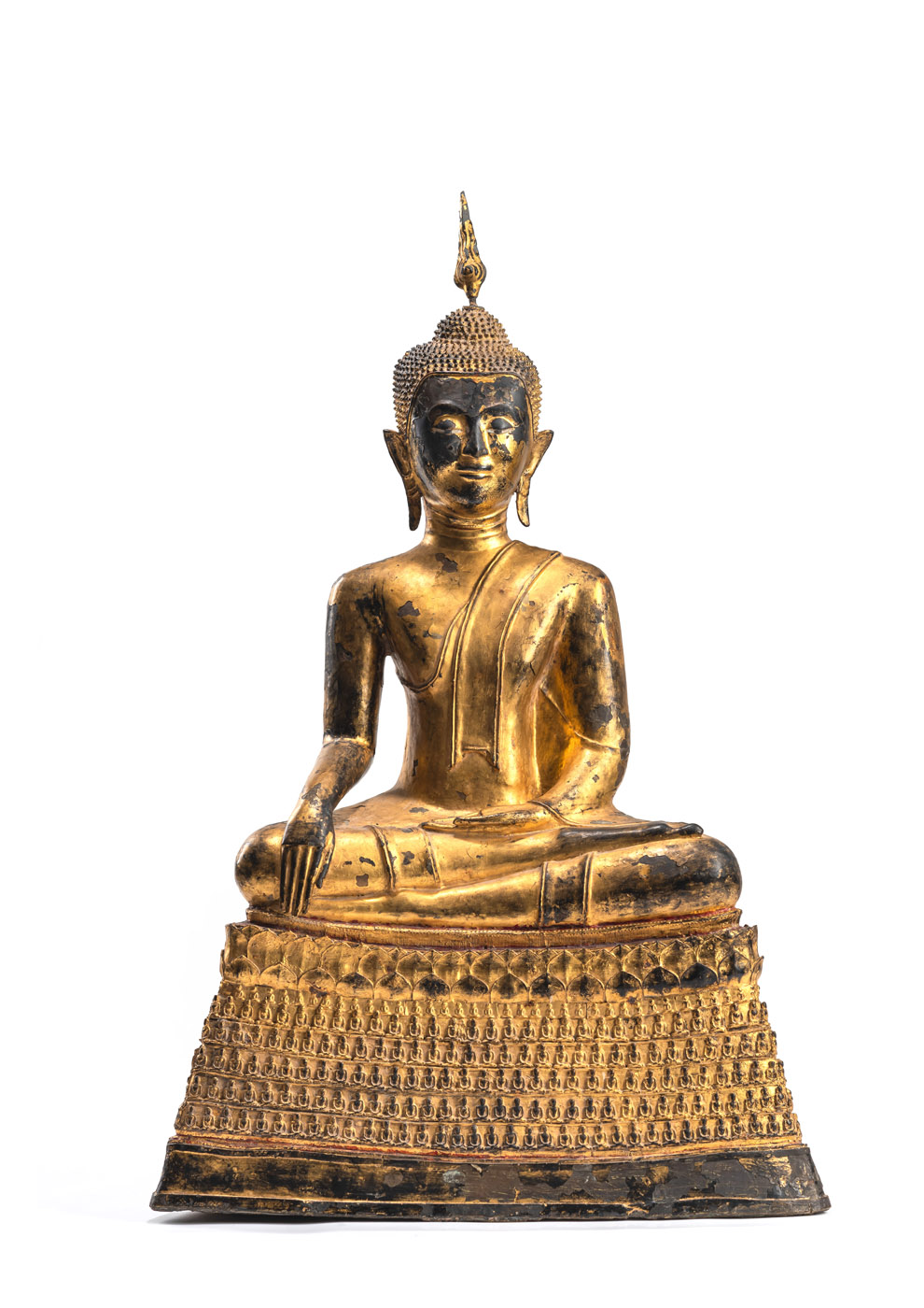 <b>Bronze des Buddha Shakyamuni mit roter- und goldfarbener Lackfassung</b>