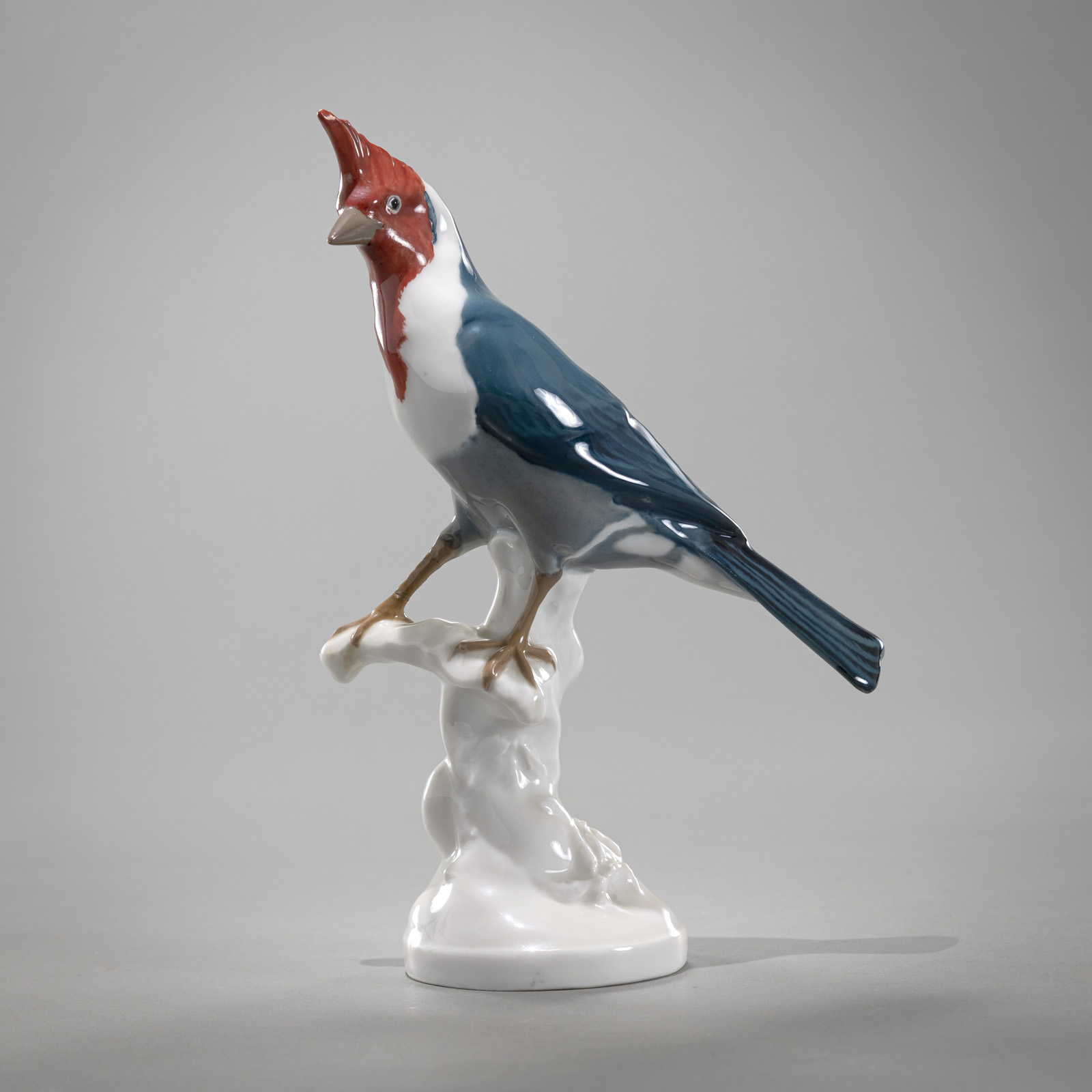 <b>A MEISSEN GRAY CARDINAL BIRD</b>