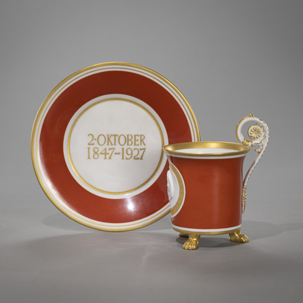 <b>A KPM BERLIN CUP AND SAUCER IN HONOR OF THE 80 BIRTHDAY OF PAUL VON HINDENBURG</b>