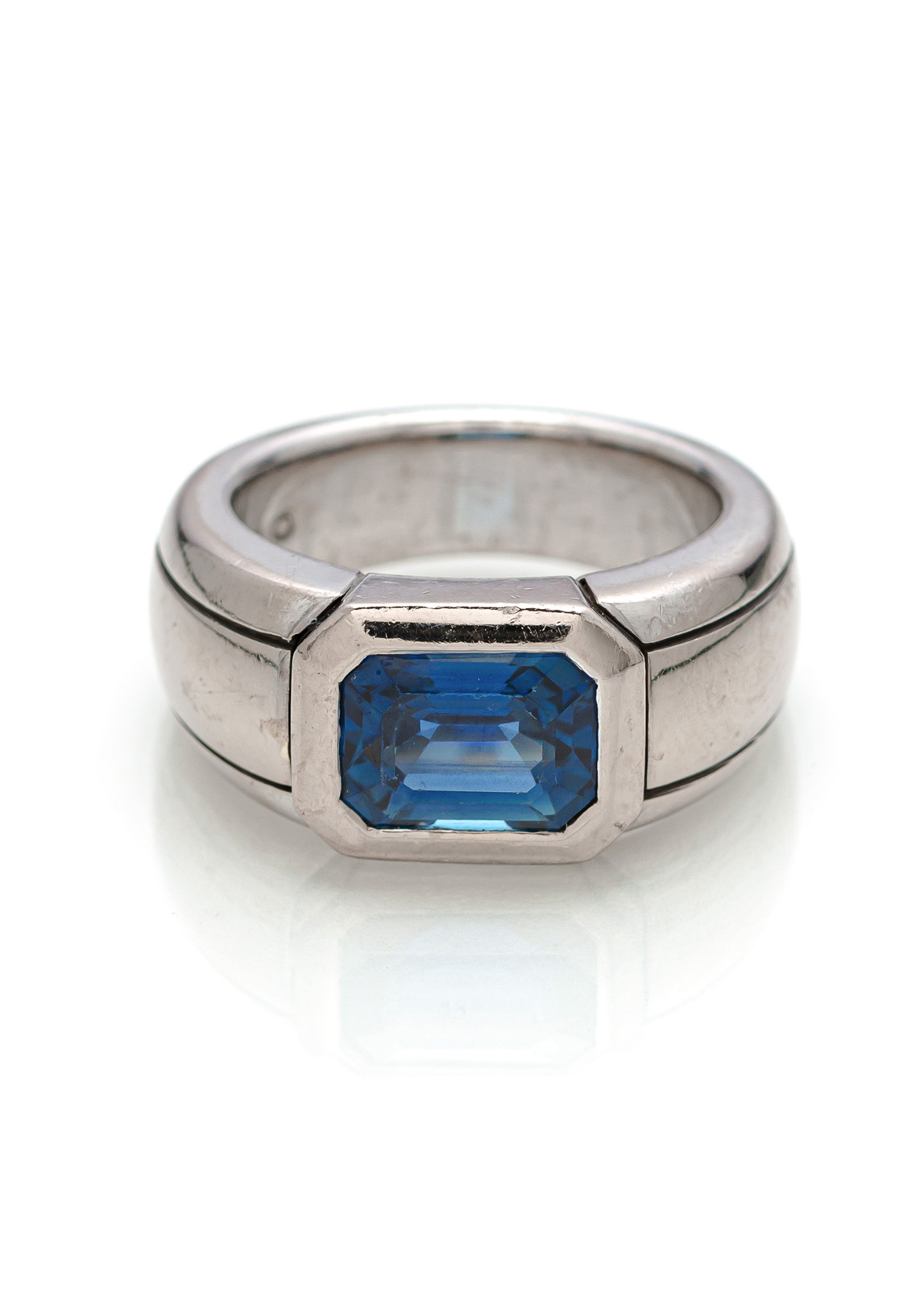 <b>Saphir-Ring</b>