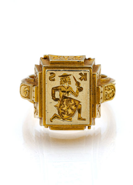 <b>EXCEPTIONAL SEAL RING WITH SECRET COMPARTMENT</b>