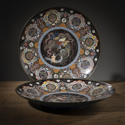 <b>A PAIR OF LARGE CLOISONNÉ-ENAMEL PHOENIX PLATES</b>