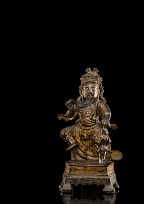 <b>A BRONZE FIGURE OF GUANDI</b>