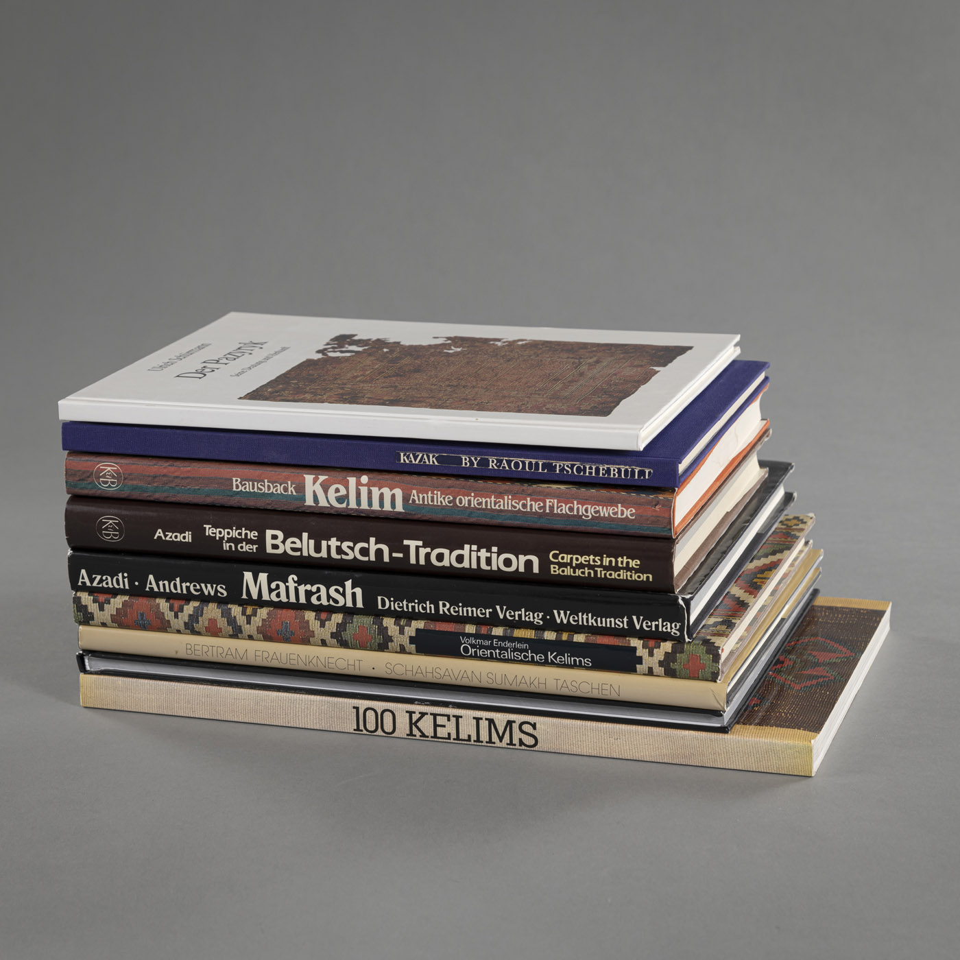 <b>Belutsch, Kelim, Kazak, Pazyryk und Taschen, 9 Bände, u.a. Klinkhardt und Biermann</b>